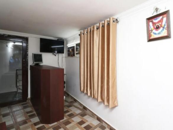 ורנאסי Hotel R D Palace מראה חיצוני תמונה